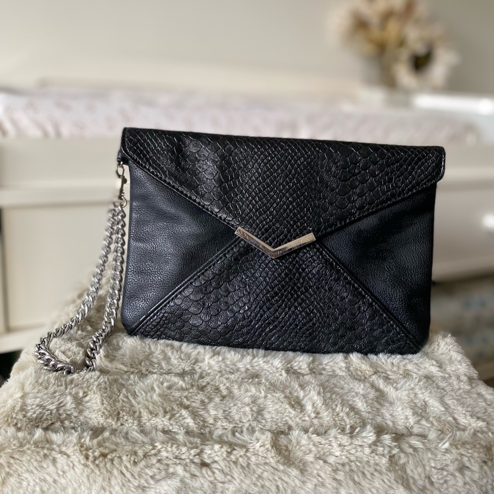 Express Black/Silver Wristlet w/Chain